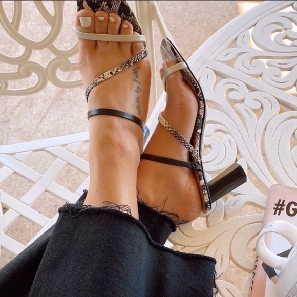 Marc Fisher Women's sandals heels - Picture 10 of 10